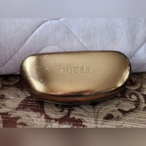 GUESS Gold Hard Shell Sunglasses Case Clamshell